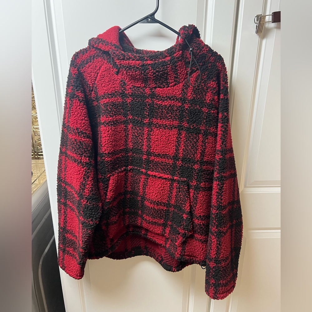 PINK Victoria's Secret Red Buffalo Plaid Cowl Sherpa Pullover, Large